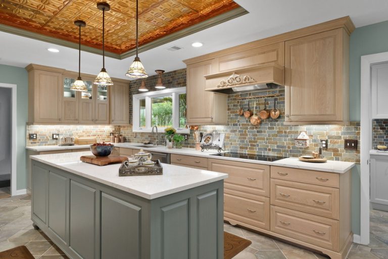 Kitchen Cabinet Trends 2026: Warm Wood Tones and Medium Finishes