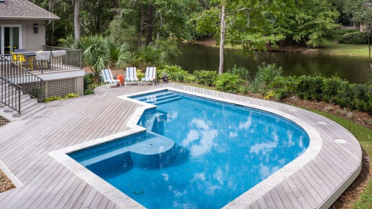 How Much Does It Cost to Renovate a Pool?